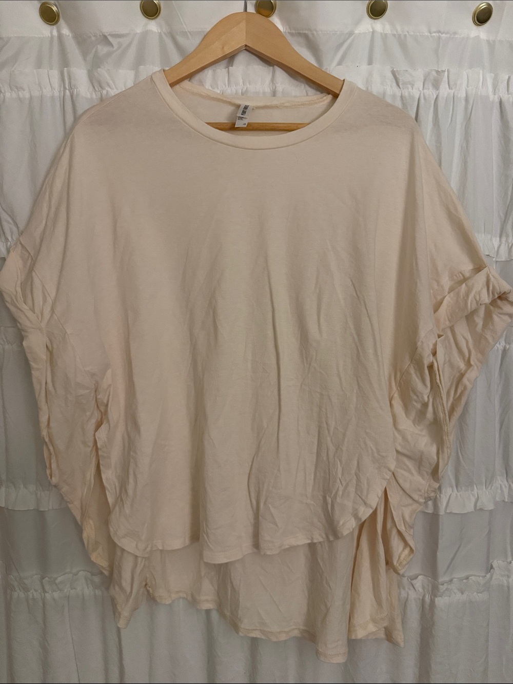 Relaxed Short Sleeve Women's Tee in Soft Cream